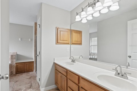 House in Bushnell, Florida 4 bedrooms, 190.82 sq.m. № 2208306 - photo 16