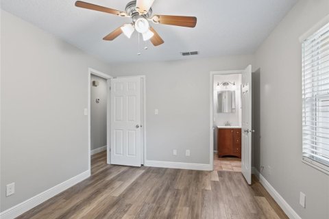 House in Bushnell, Florida 4 bedrooms, 190.82 sq.m. № 2208306 - photo 21