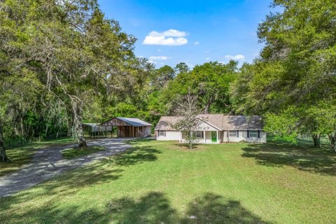 House in Bushnell, Florida 4 bedrooms, 190.82 sq.m. № 2208306 - photo 2