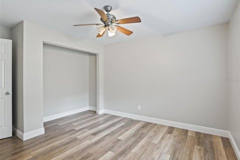 House in Bushnell, Florida 4 bedrooms, 190.82 sq.m. № 2208306 - photo 26
