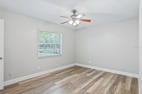 House in Bushnell, Florida 4 bedrooms, 190.82 sq.m. № 2208306 - photo 20