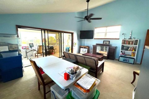 Casa en venta en Cape Canaveral, Florida, 3 dormitorios, 221.39 m2 № 1534960 - foto 15