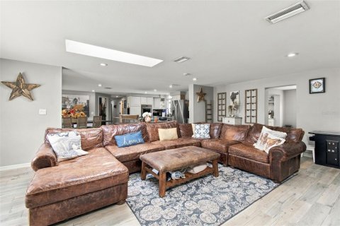 Villa ou maison à vendre à Odessa, Floride: 4 chambres, 272.39 m2 № 2405243 - photo 24
