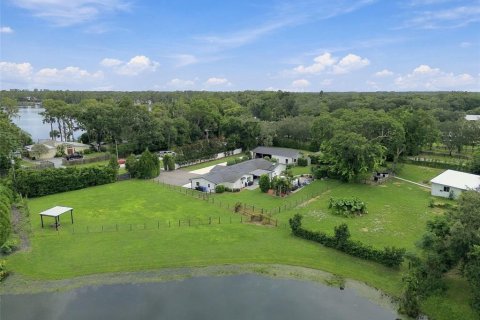 Villa ou maison à vendre à Odessa, Floride: 4 chambres, 272.39 m2 № 2405243 - photo 12