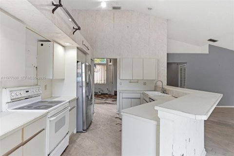 Villa ou maison à vendre à Boca Raton, Floride: 4 chambres, 226.77 m2 № 2041741 - photo 15