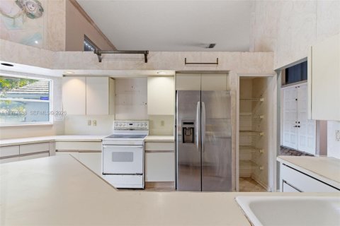 Villa ou maison à vendre à Boca Raton, Floride: 4 chambres, 226.77 m2 № 2041741 - photo 16