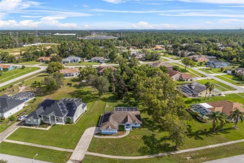 House in Spring Hill, Florida 3 bedrooms, 171.96 sq.m. № 1879751 - photo 27