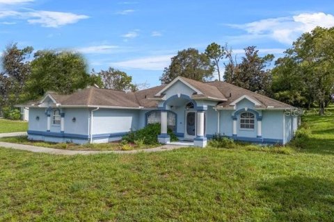 House in Spring Hill, Florida 3 bedrooms, 171.96 sq.m. № 1879751 - photo 1
