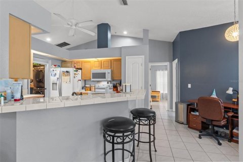 House in Spring Hill, Florida 3 bedrooms, 171.96 sq.m. № 1879751 - photo 11