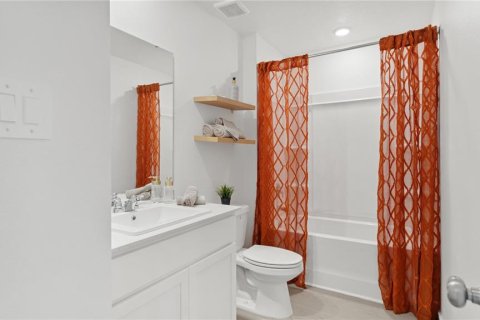 Casa en venta en Groveland, Florida, 4 dormitorios, 177.44 m2 № 2157216 - foto 15