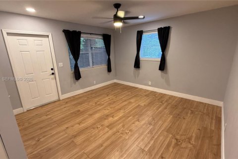 Apartamento en alquiler en Fort Lauderdale, Florida, 1 dormitorio, 57.6 m2 № 2064320 - foto 7
