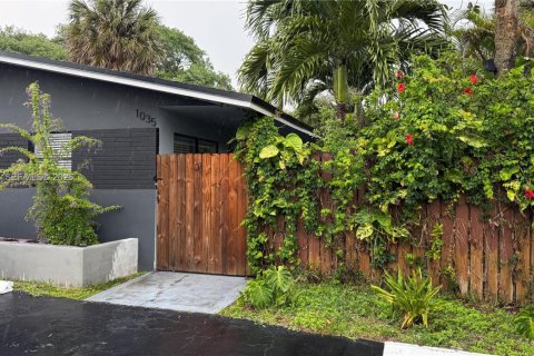 Apartamento en Fort Lauderdale, Florida 1 dormitorio, 57.6 m2 № 2064320