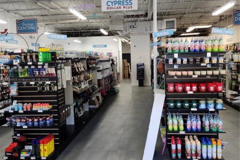 Commercial property in Plantation, Florida № 1984930 - photo 7