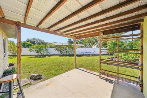 Immobilier commercial à vendre à Saint Petersburg, Floride: 4 chambres, 158.31 m2 № 2430516 - photo 26