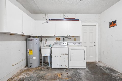 Immobilier commercial à vendre à Saint Petersburg, Floride: 4 chambres, 158.31 m2 № 2430516 - photo 23