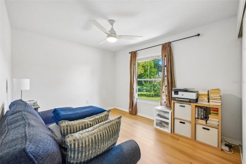 Immobilier commercial à vendre à Saint Petersburg, Floride: 4 chambres, 158.31 m2 № 2430516 - photo 7