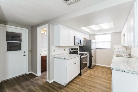 Casa en venta en Port Richey, Florida, 3 dormitorios, 131.55 m2 № 2383985 - foto 7
