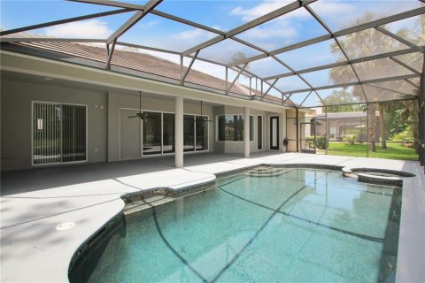 Casa en venta en Lake Mary, Florida, 4 dormitorios, 282.24 m2 № 1784824 - foto 15