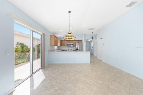 House in The Villages, Florida 3 bedrooms, 130.62 sq.m. № 1826480 - photo 13