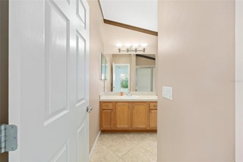 House in The Villages, Florida 3 bedrooms, 130.62 sq.m. № 1826480 - photo 20