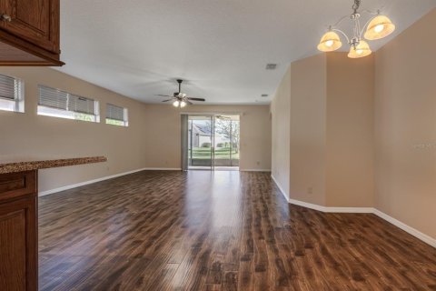 Villa ou maison à vendre à Leesburg, Floride: 3 chambres, 157.56 m2 № 2430451 - photo 5