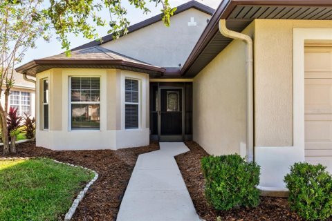 Villa ou maison à vendre à Leesburg, Floride: 3 chambres, 157.56 m2 № 2430451 - photo 2