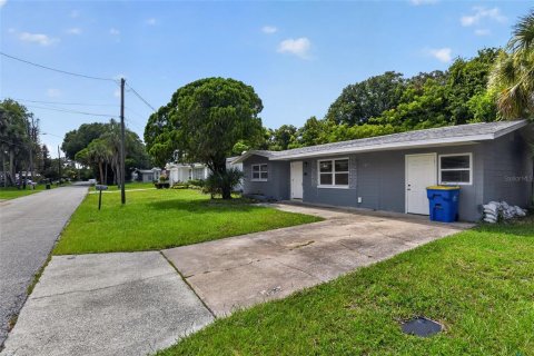 House in Edgewater, Florida 3 bedrooms, 104.79 sq.m. № 2094623 - photo 4