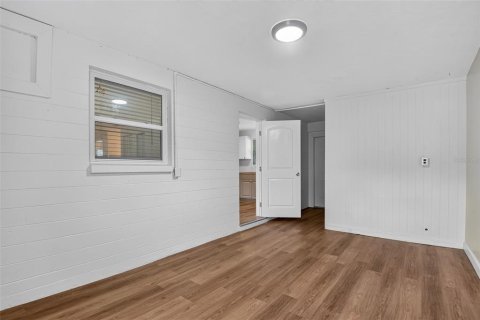 House in Edgewater, Florida 3 bedrooms, 104.79 sq.m. № 2094623 - photo 20