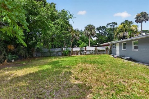 House in Edgewater, Florida 3 bedrooms, 104.79 sq.m. № 2094623 - photo 28