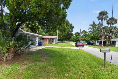 House in Edgewater, Florida 3 bedrooms, 104.79 sq.m. № 2094623 - photo 27