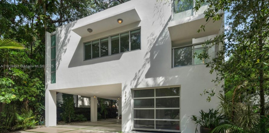 Casa en Miami, Florida 5 dormitorios, 433.85 m2 № 1974656