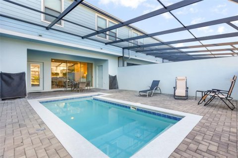 Townhouse in Kissimmee, Florida 5 bedrooms, 210.24 sq.m. № 1570855 - photo 24