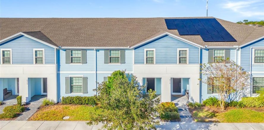 Townhouse in Kissimmee, Florida 5 bedrooms, 210.24 sq.m. № 1570855