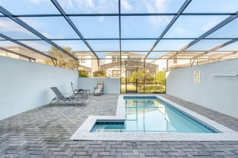 Townhouse in Kissimmee, Florida 5 bedrooms, 210.24 sq.m. № 1570855 - photo 23