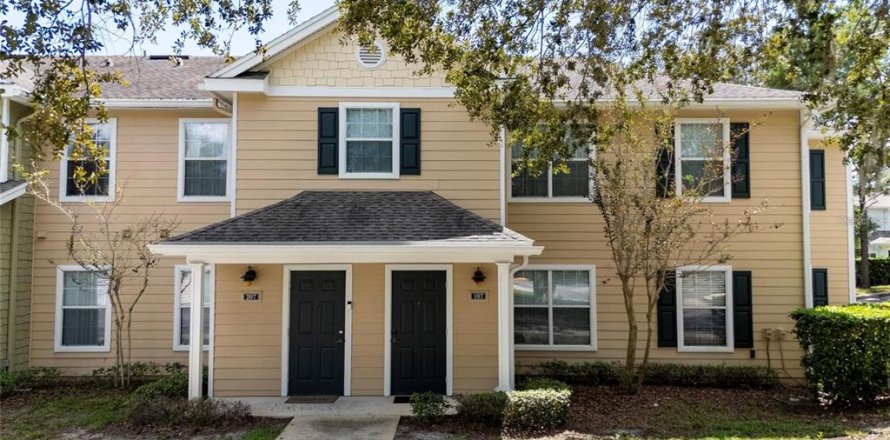 Condo à Orange City, Floride, 3 chambres № 2111863