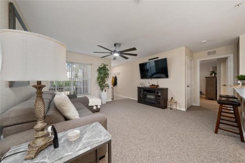 Copropriété à louer à Orange City, Floride: 3 chambres, 97.18 m2 № 2111863 - photo 6