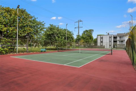 Copropriété à vendre à Doral, Floride: 1 chambre, 75.25 m2 № 2390198 - photo 21