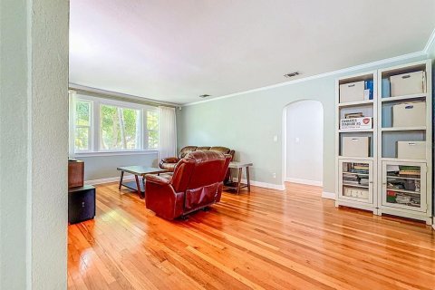 Casa en venta en Saint Petersburg, Florida, 3 dormitorios, 196.67 m2 № 2201046 - foto 13