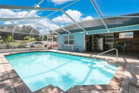 Villa ou maison à vendre à Brandon, Floride: 3 chambres, 129.41 m2 № 1880467 - photo 1