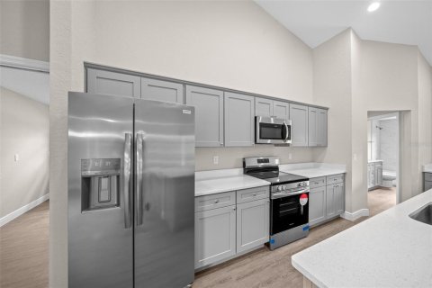 House in Ocala, Florida 4 bedrooms, 178.84 sq.m. № 1405441 - photo 7