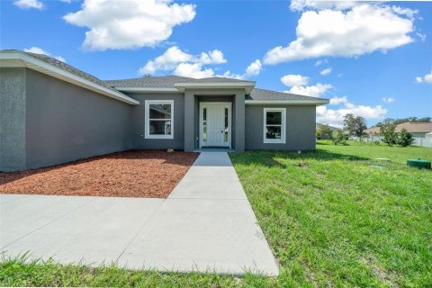 House in Ocala, Florida 4 bedrooms, 178.84 sq.m. № 1405441 - photo 2