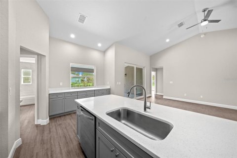 House in Ocala, Florida 4 bedrooms, 178.84 sq.m. № 1405441 - photo 9
