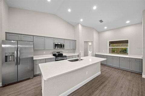 House in Ocala, Florida 4 bedrooms, 178.84 sq.m. № 1405441 - photo 6