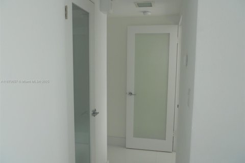 Copropriété à vendre à Miami Beach, Floride: 1 chambre, 79.15 m2 № 1979670 - photo 16
