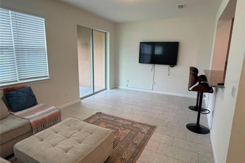 Townhouse in HARMONY AT LAKEWOOD RANCH in Bradenton, Florida 3 bedrooms, 161.56 sq.m. № 2232048 - photo 11