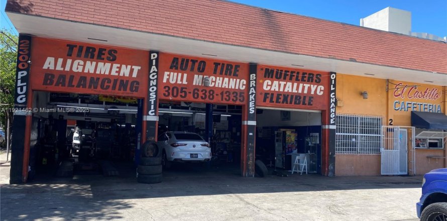 Propiedad comercial en Miami, Florida № 2018578