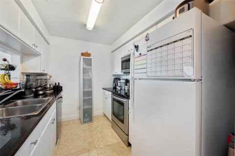 Condominio en venta en Miami, Florida, 1 dormitorio, 78.97 m2 № 1729012 - foto 9