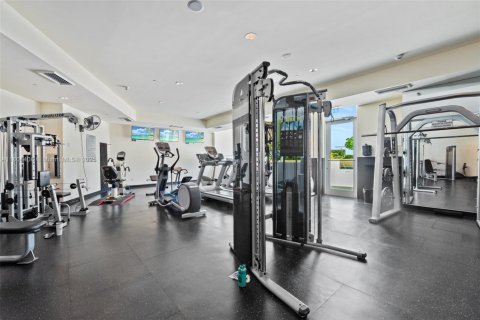Condominio en venta en Miami, Florida, 1 dormitorio, 78.97 m2 № 1729012 - foto 20