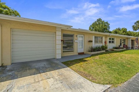 Villa ou maison à vendre à Dunedin, Floride: 2 chambres, 86.86 m2 № 1649143 - photo 2