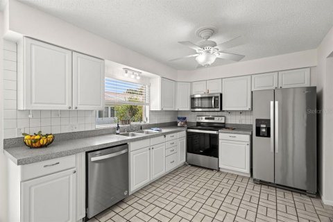 Villa ou maison à vendre à Dunedin, Floride: 2 chambres, 86.86 m2 № 1649143 - photo 9
